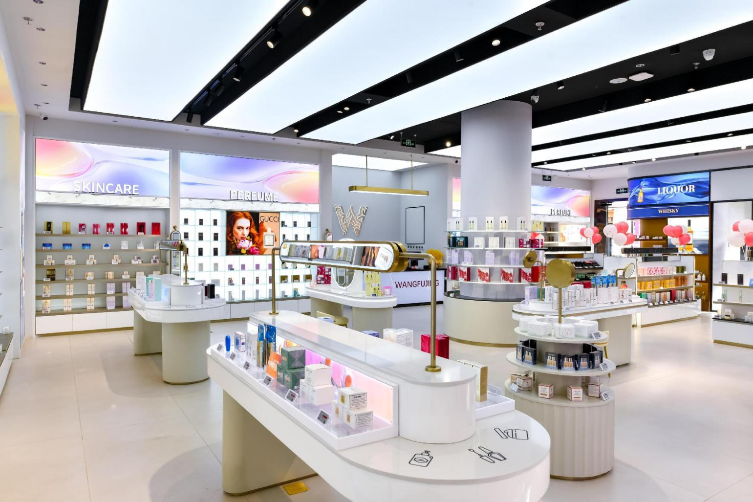 yy易游体育全球购跨境体验店北京燕莎奥莱店